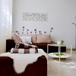Pia * تْسافتات